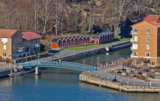 A view from Sjomanstornet statue across the river.