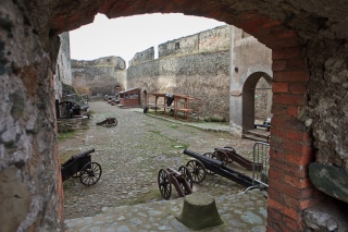 Looking at the inner courtyard of Bolkow  castle.