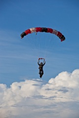 SDC Furies XP - Rhonda landing her canopy.